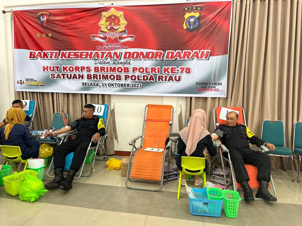 Sambut HUT Ke-78 Korps Brimob Polri, Satbrimobda Riau Gelar Donor Darah