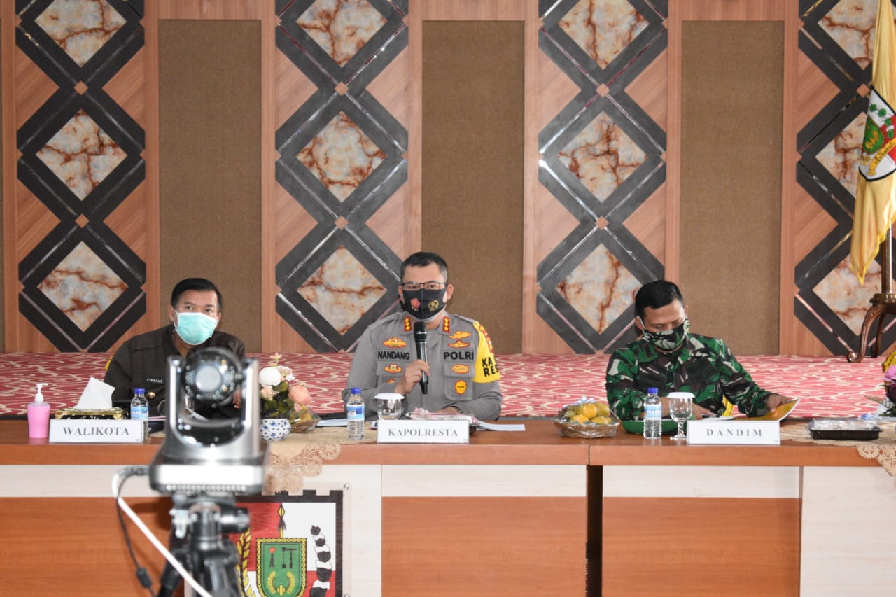 Kapolresta Pekanbaru Hadiri Rapat Analisa dan Evaluasi Pelaksanaan Kegiatan PSBM
