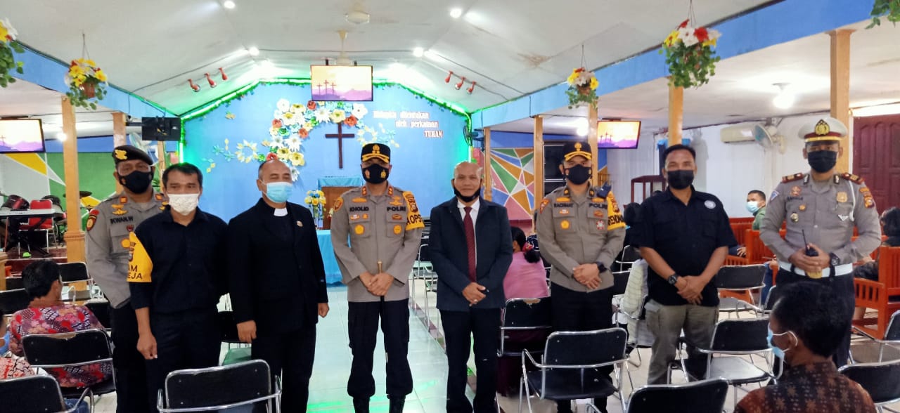 Kapolres Kampar Tinjau Pengamanan Gereja Saat Kegiatan Jumat Agung Jelang Paskah 2021