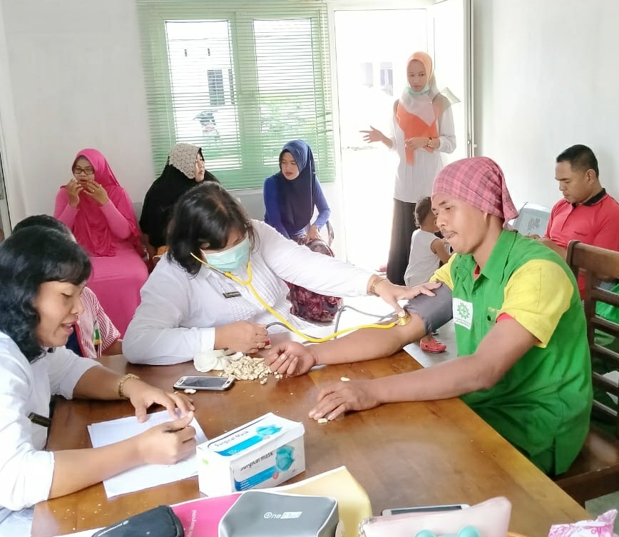 Peduli Kesehatan Karyawan, PMKS PT Balam Sawit Sejahtera Gelar Cek Kesehatan 