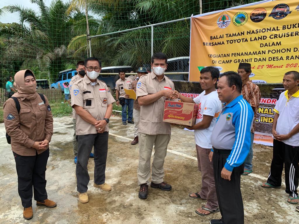 TLCI Chapter #2 Riau Kembali Berkiprah, Kukuhkan Korwil Inhu dan Gelar Bakti Sosial Serta Penanaman Pohon