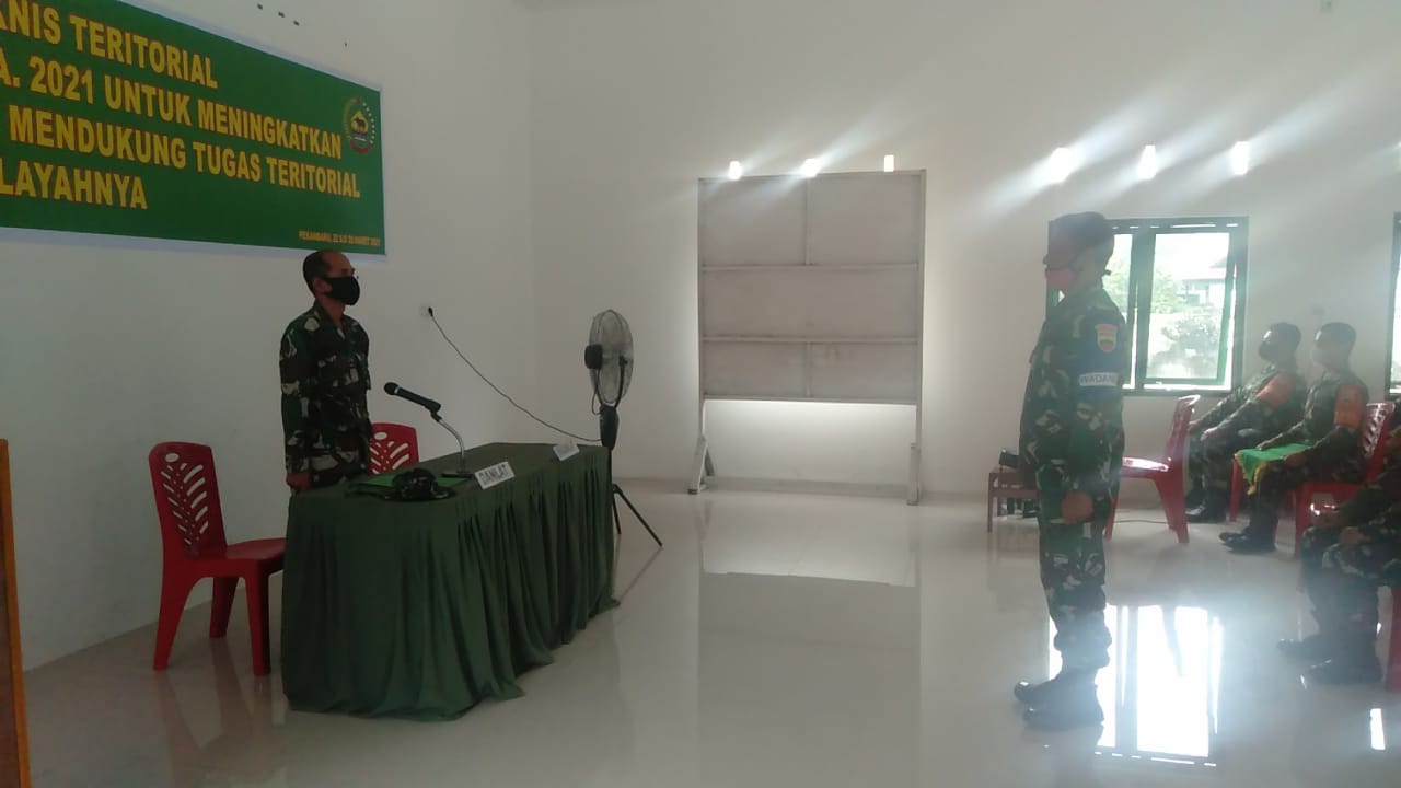 Pasi Ops Kodim 0301/PBR Menutup Kegiatan Latnis Ter Kodim 0301/PBR TA 2021