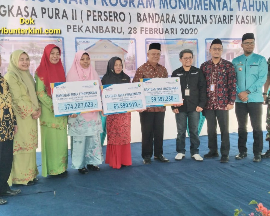 Direksi PT. Angkasa Pura II Resmikan Bangunan Program Monumental PT Angkasa Pura II (Persero) Bandara SSK II Pekanbaru di SMPIT Bunayya