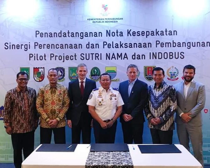 Walikota Pekanbaru Hadiri Acara MoU Dengan Lima Daerah/Kota Melalui Program SUTRI NAMA dan INDOBUS, Yang Merupakan Program Bantuan Pemerintah Inggris, Jerman dan Swiss