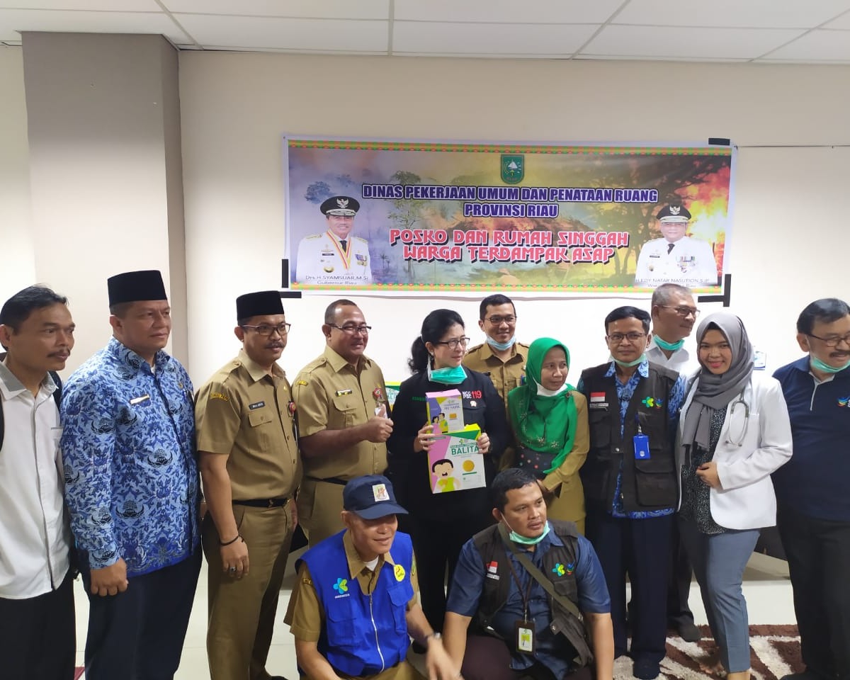 Menteri Kesehatan RI Mengunjungi Posko dan Rumah Singgah Dinas PUPR Riau