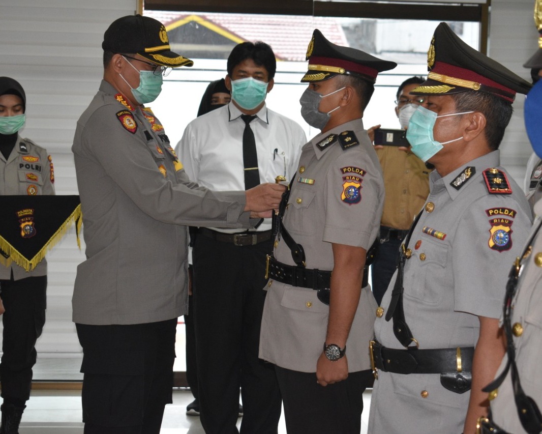 Kapolresta Pekanbaru Pimpin Sertijab Kabag Ops, Kasat Intel dan Kasat Narkoba