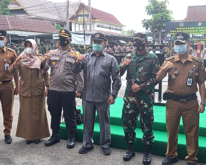 Personil Kodim 0301/PBR Ikut Serta Kegiatan Apel Gabungan Karya Bakti Dalam Rangka Menciptakan Kota Pekanbaru Bebas Sampah