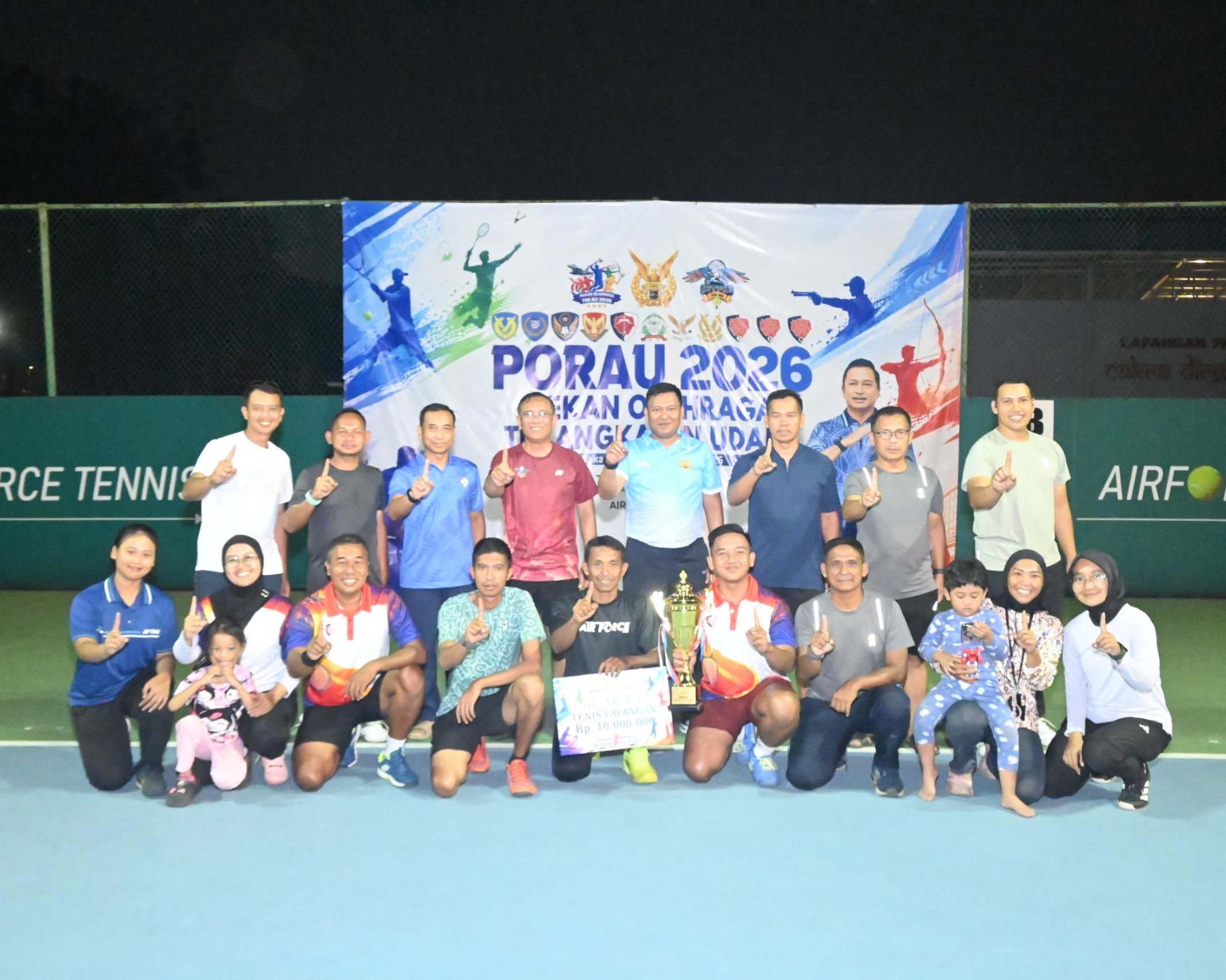 Sabet Juara I Tenis Lapangan, Pangkodau I Berikan Apresiasi Dan Puji Atlet Kodau I