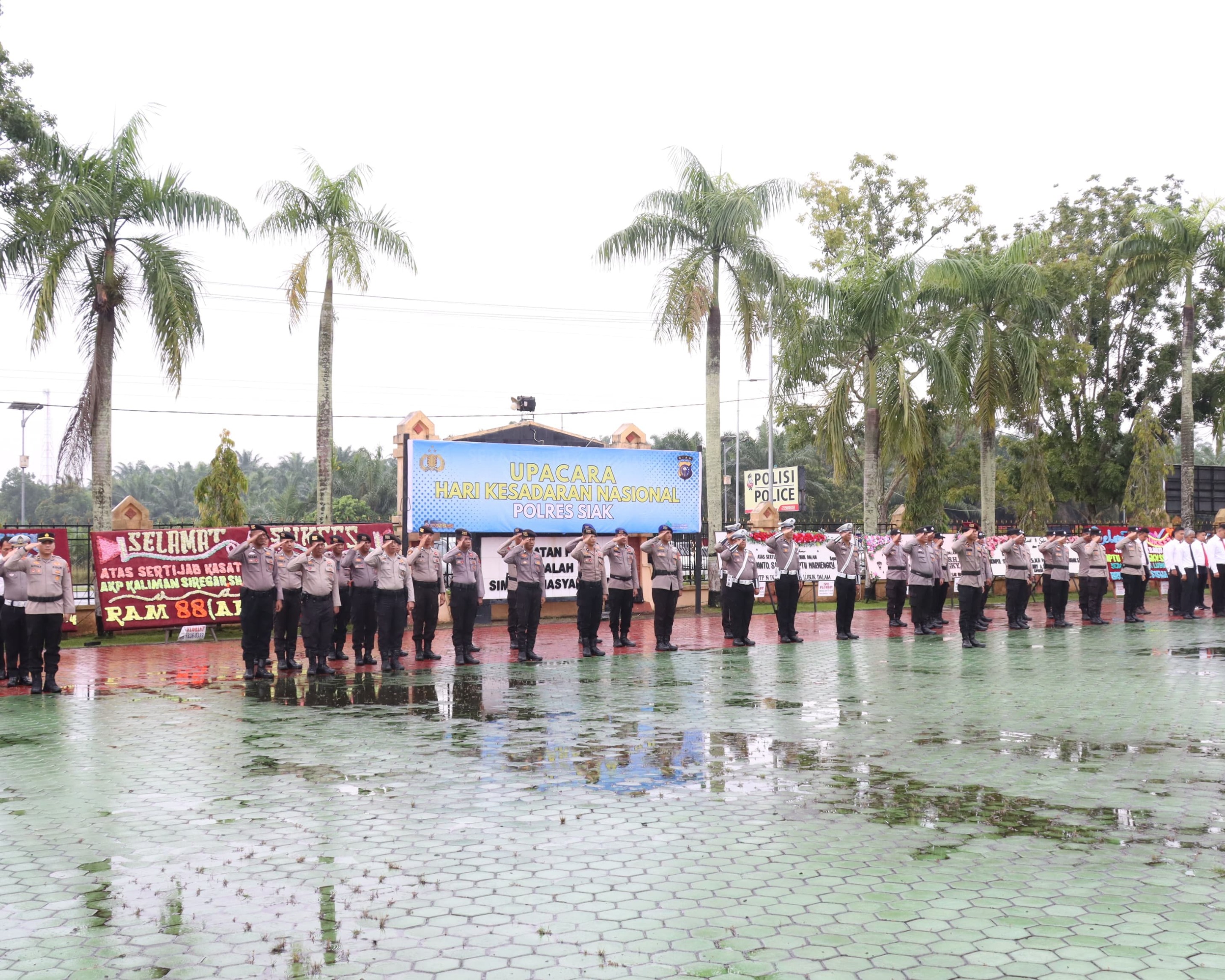 Polres Siak Gelar Upacara Kesadaran Nasional, Wakapolres Tekankan Kesiapan Pengamanan Nataru 2025