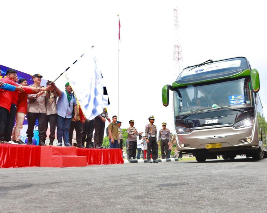 Bersama Cipayung Plus, Kapolda Riau Melepas Mudik Kebangsaan