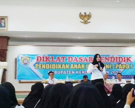 Mirna Annisa Bupati  Kendal Hadiri Diklat Dasar Pendidik PAUD