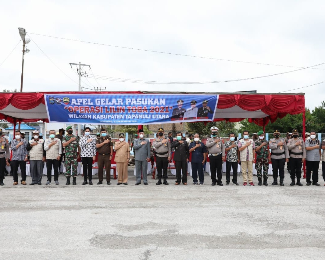 Jelang Nataru, Bupati Taput Pimpin Apel Gelar Pasukan Operasi Lilin Toba 2021
