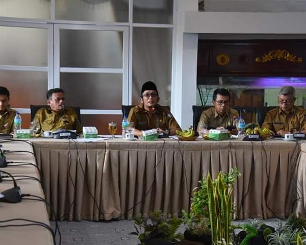 Pemko Rapat Evaluasi Pelaksanaan Event Penas Tani ke XVI  Yang di Gelar Pada 21-25 Juni 2020 di Kota Padang