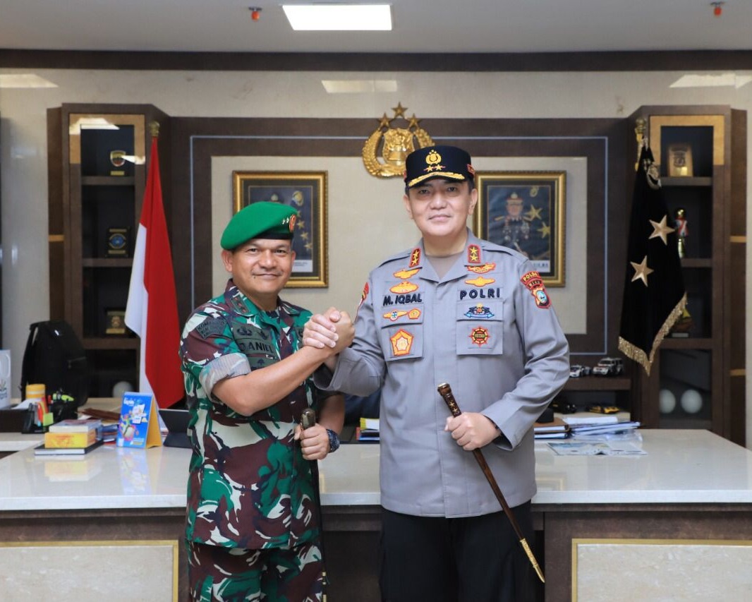 Kunker Ke Mapolda Riau, Pangdam I/BB Sampaikan Apresiasi Jalinan Sinergitas TNI Polri, Kapolda Bangga Di Kunjungi Pangdam
