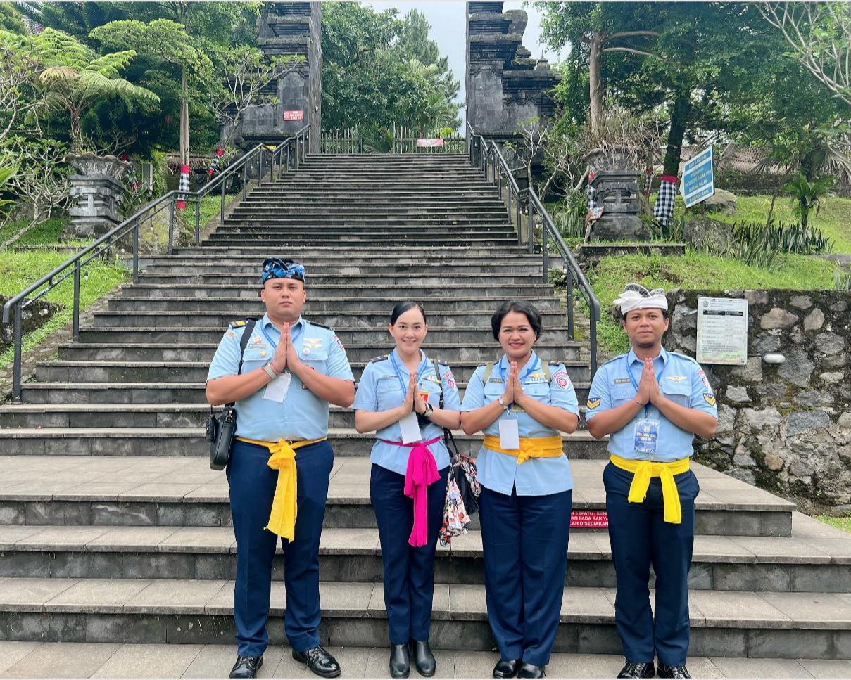 Tingkatkan Keimanan, Umat Hindu Kodau I Ikuti Pelayanan Rohani