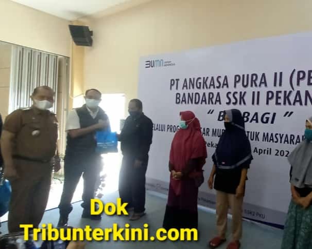 Jelang Bulan Suci Ramadhan 1442 H, PT Angkasa II (Persero) Bandara SSK II Pekanbaru Laksanakan Pasar Murah 'Berbagi' Untuk Masyarakat