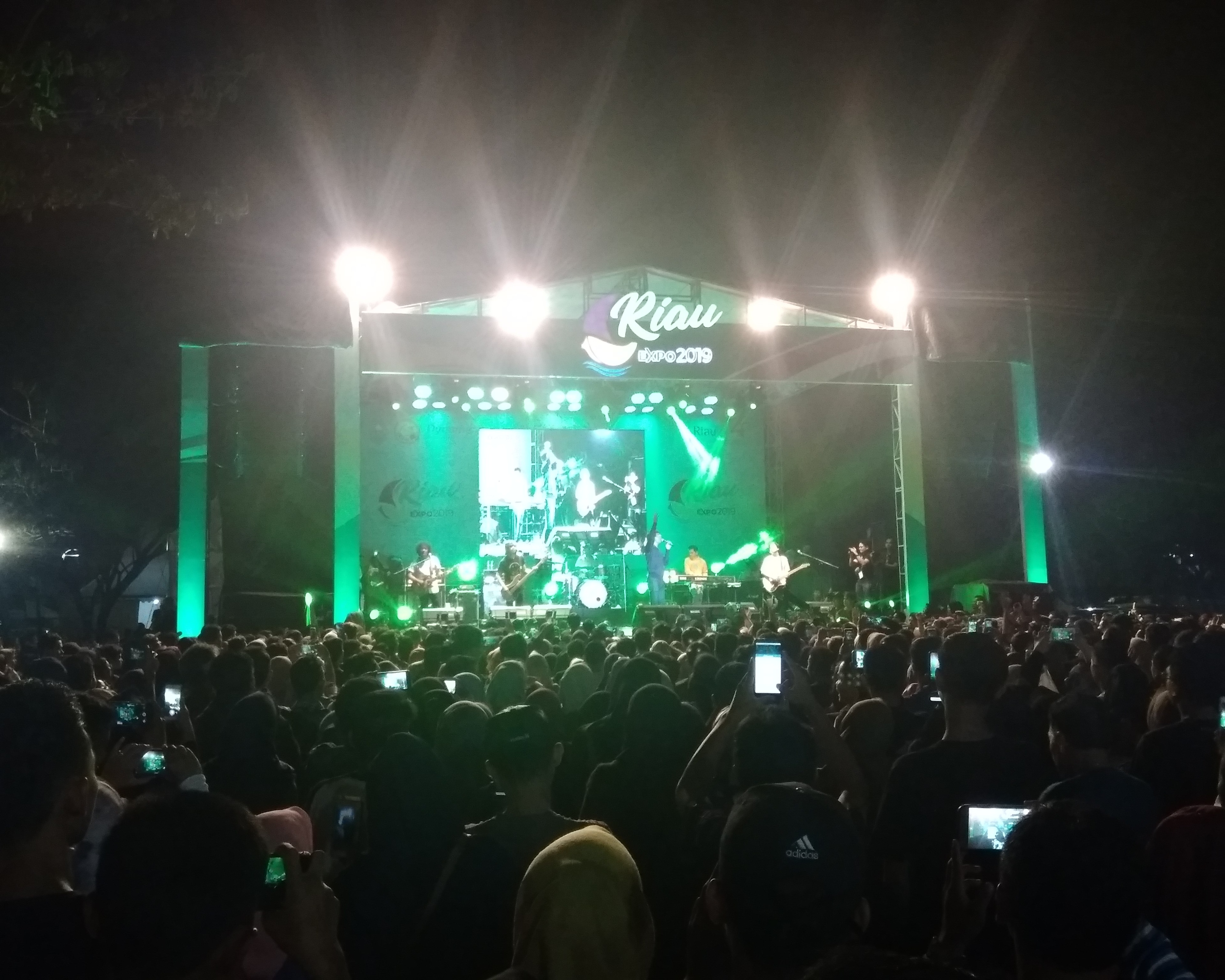 Penutupan Acara Riau Expo 2019 Menghadirkan Band D' Masiv Di Purna MTQ