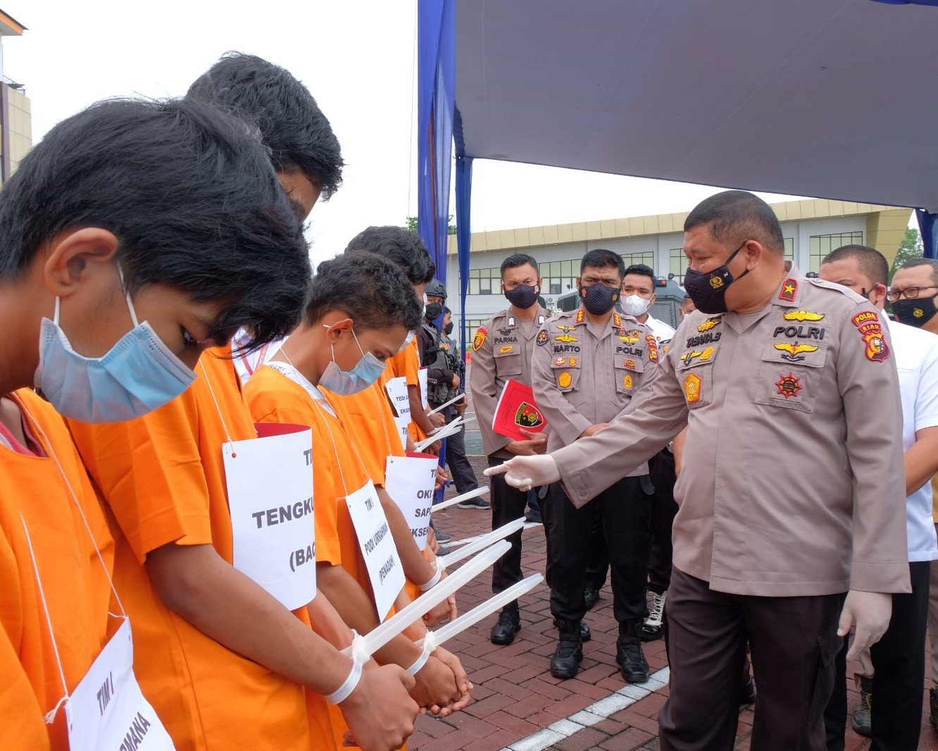 Beraksi 97 Kali, 9 Komplotan Jambret Digulung Polda Riau