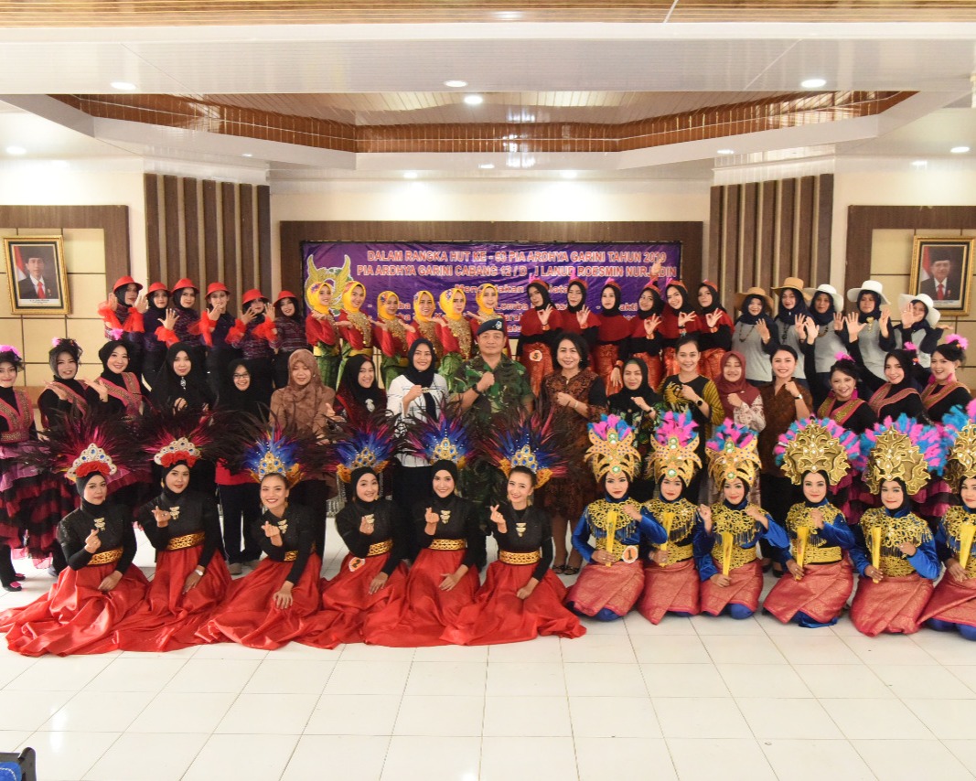 Rangkaian HUT Pia Ardhya Garini Cabang 12/D.I Lanud RSN Adakan Lomba Tari Kreasi