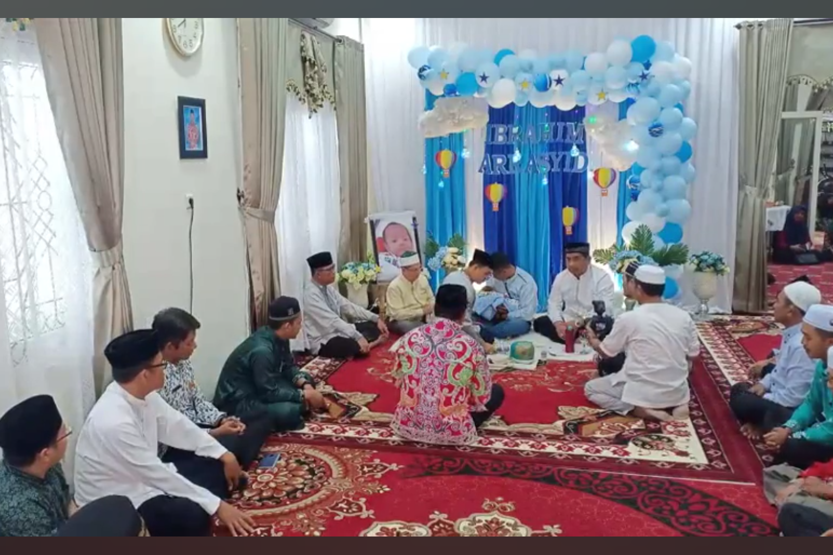 Salahudin ST MT Kadis PUPR Kalteng Adakan Acara Aqiqah Cucu  Pertamanya