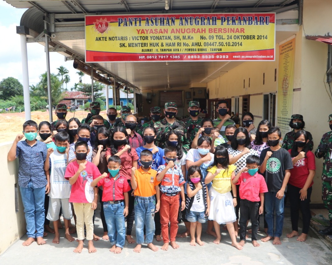 Bersempena Hari Bhakti TNI AU Ke-73, Danlanud RSN Sambangi Panti Asuhan