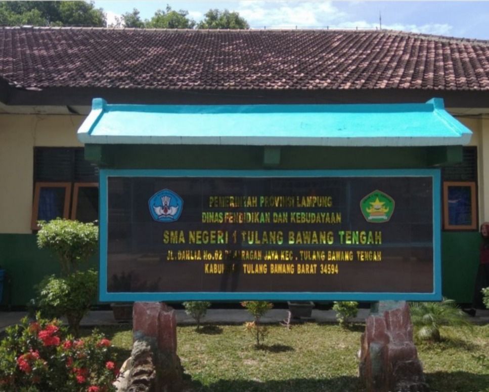Kepala SMA Negeri 1 Tulang Bawang Tengah Mengundang Seluruh Orang Tua Wali Murid Dalam Pembagian Raport