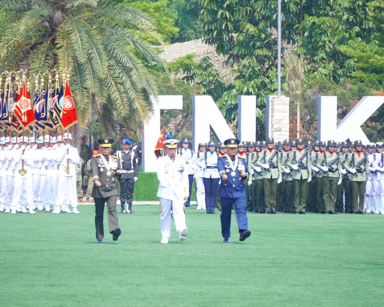 Pangkodau I Marsda TNI Erwin Sugiandi Pengucap Sapta Marga HUT Ke-81 TNI