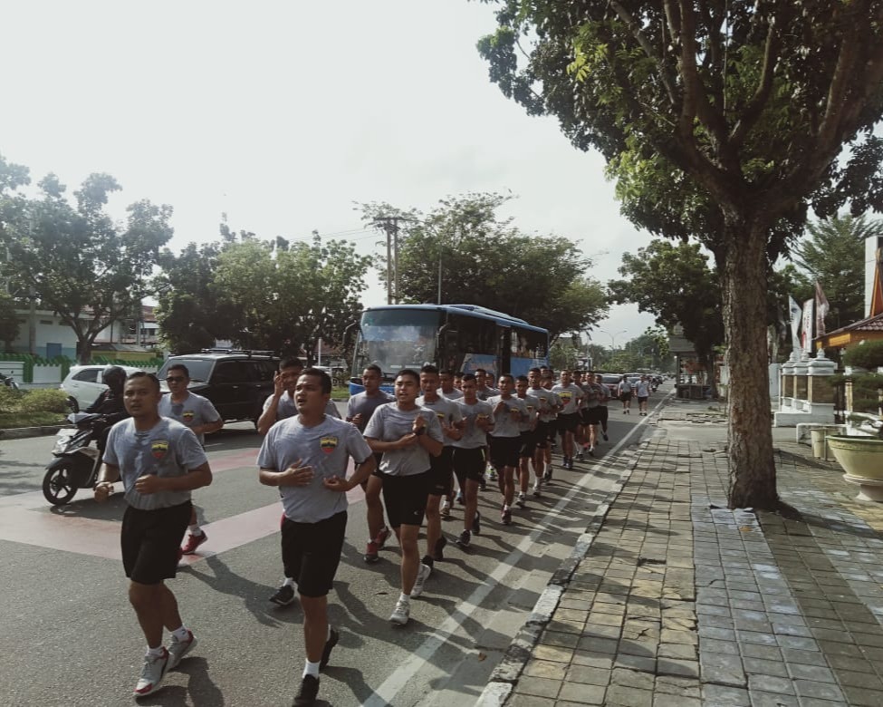 Personil Kodim 0301/PBR Gelar Apel Olahraga Bersama Untuk Menjaga Stamina Kesehatan dan Fisik