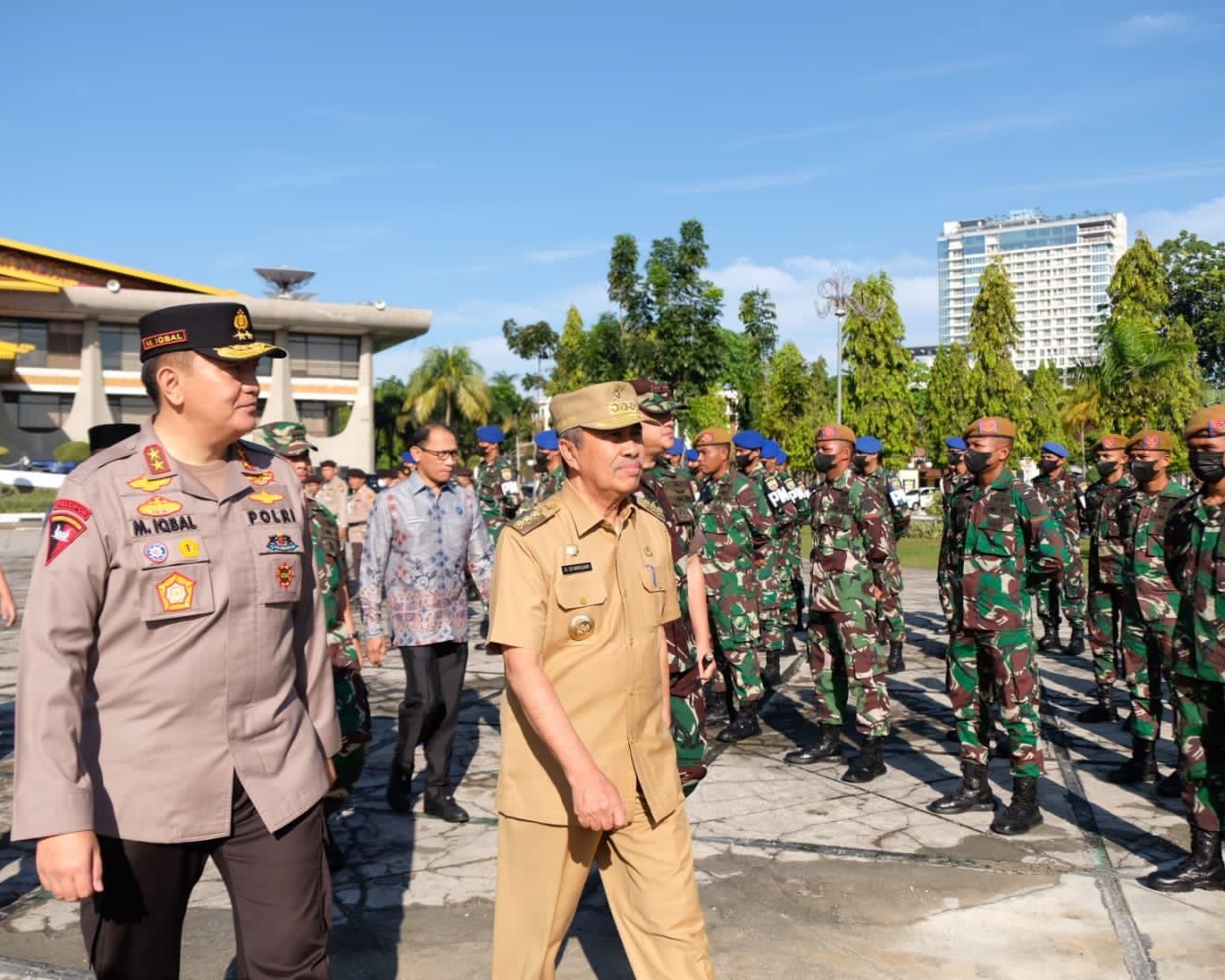 Bersama Forkopimda Riau, Kapolda Irjen Pol Moh Iqbal Pimpin Apel Kesiapsiagaan Atasi Bencana
