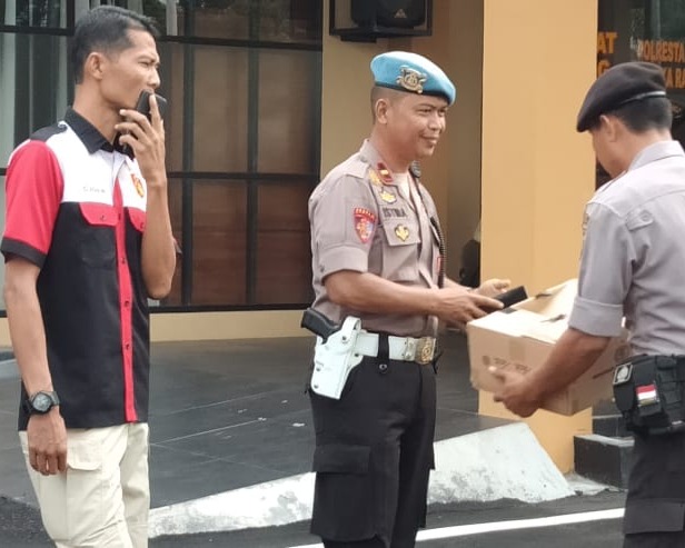 Personel Polresta Palangka Raya Galang Dana Bantu Korban Gempa di Pulau Ambon