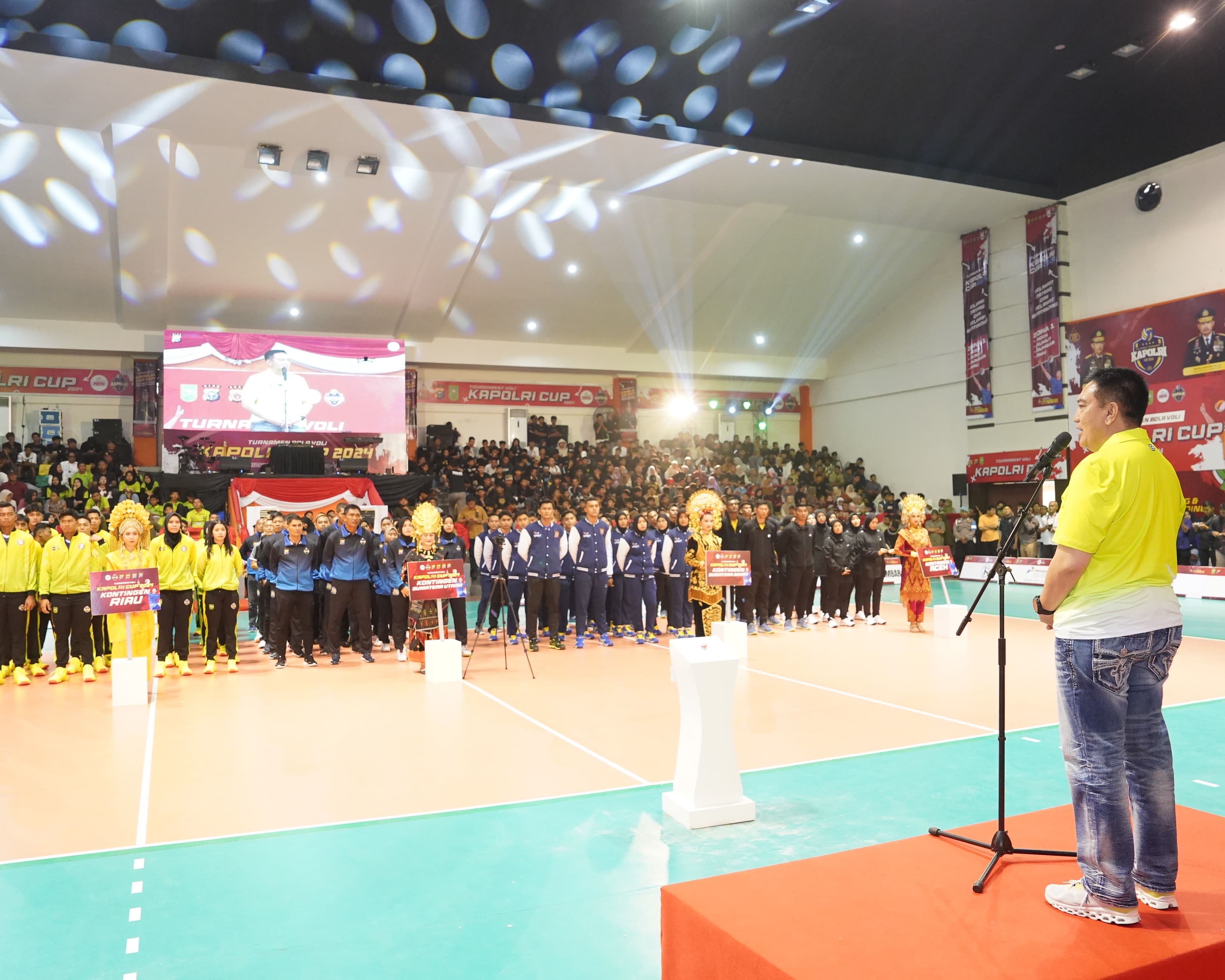 Diikuti 4 Polda, Kapolda Riau Buka Turnamen Bola Voli Kapolri Cup 2024 Zona 1