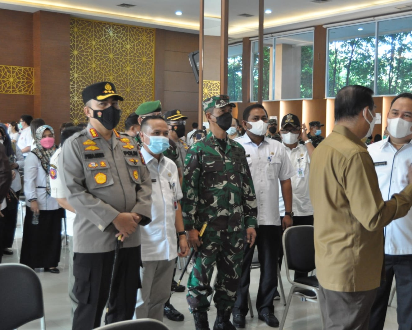 Percepatan Herd Immunity, Dandim 0301/PBR Hadiri Vaksinasi Merdeka Anak Usia 6-11 Tahun di SMA Dharma Yudha