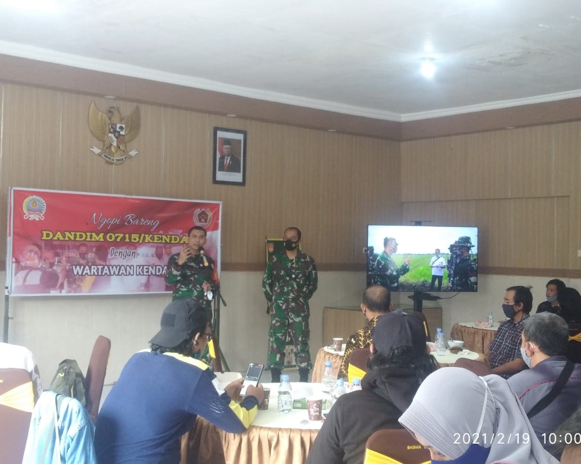 Kodim 0715/Kendal Menyikapi Pemberitaan Tidak Berimbang dan Hoax, Gelar Ngopi Bareng Dengan Wartawan