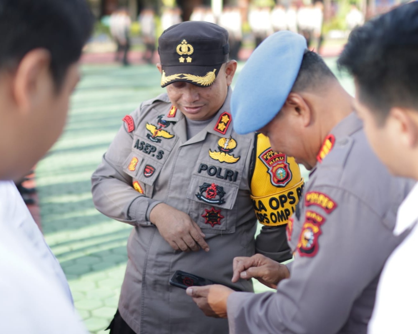 Pimpin Pemeriksaan Rutin Personil, Kapolres Siak AKBP Asep Sujarwadi Pastikan Tidak Ada Anggota Yang Terlibat Judi Online dan Tetap Jaga Netralitas Pilkada