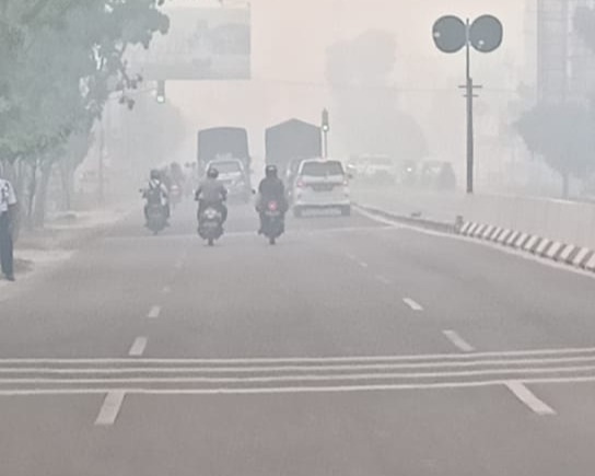Kabut Asap Menebal Jarak Pandang di Palangka Raya Memburuk 