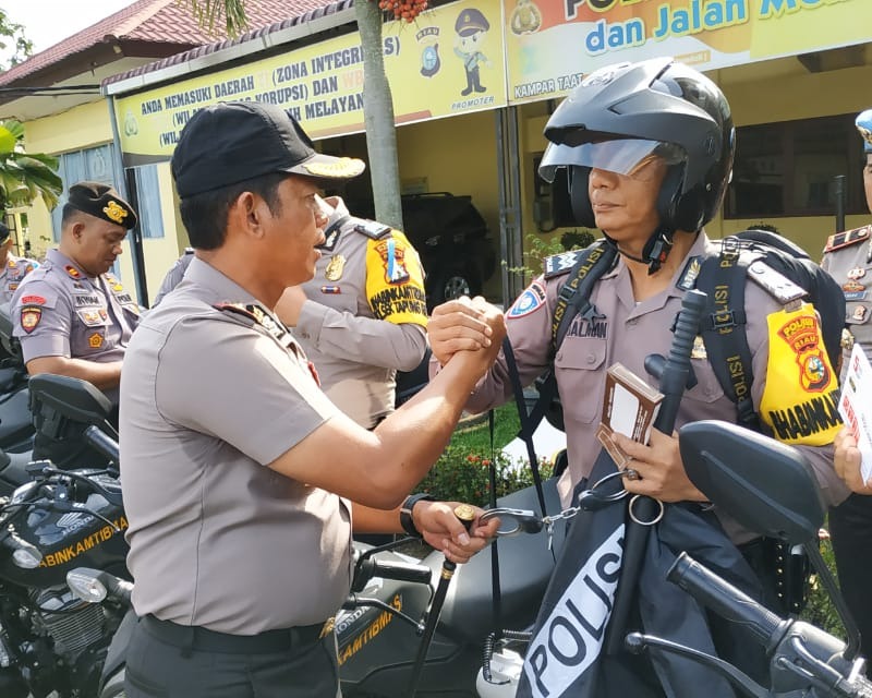 Kapolres Kampar Distribusikan Tujuh Sepeda Motor Dinas Untuk Bhabinkamtibmas