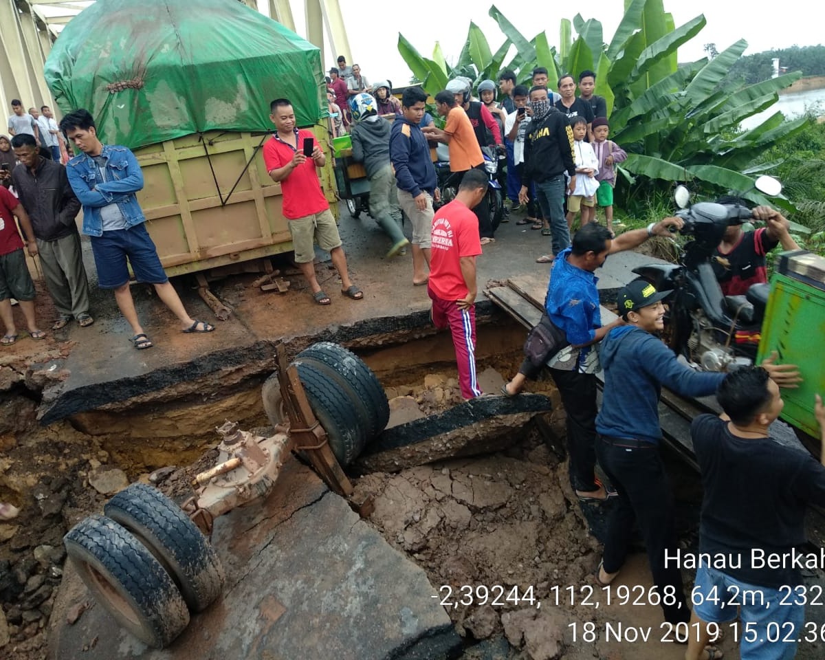 Tanah Longsor di Kecamatan Danau Sembuluh, Akibat Curah Hujan Tinggi
