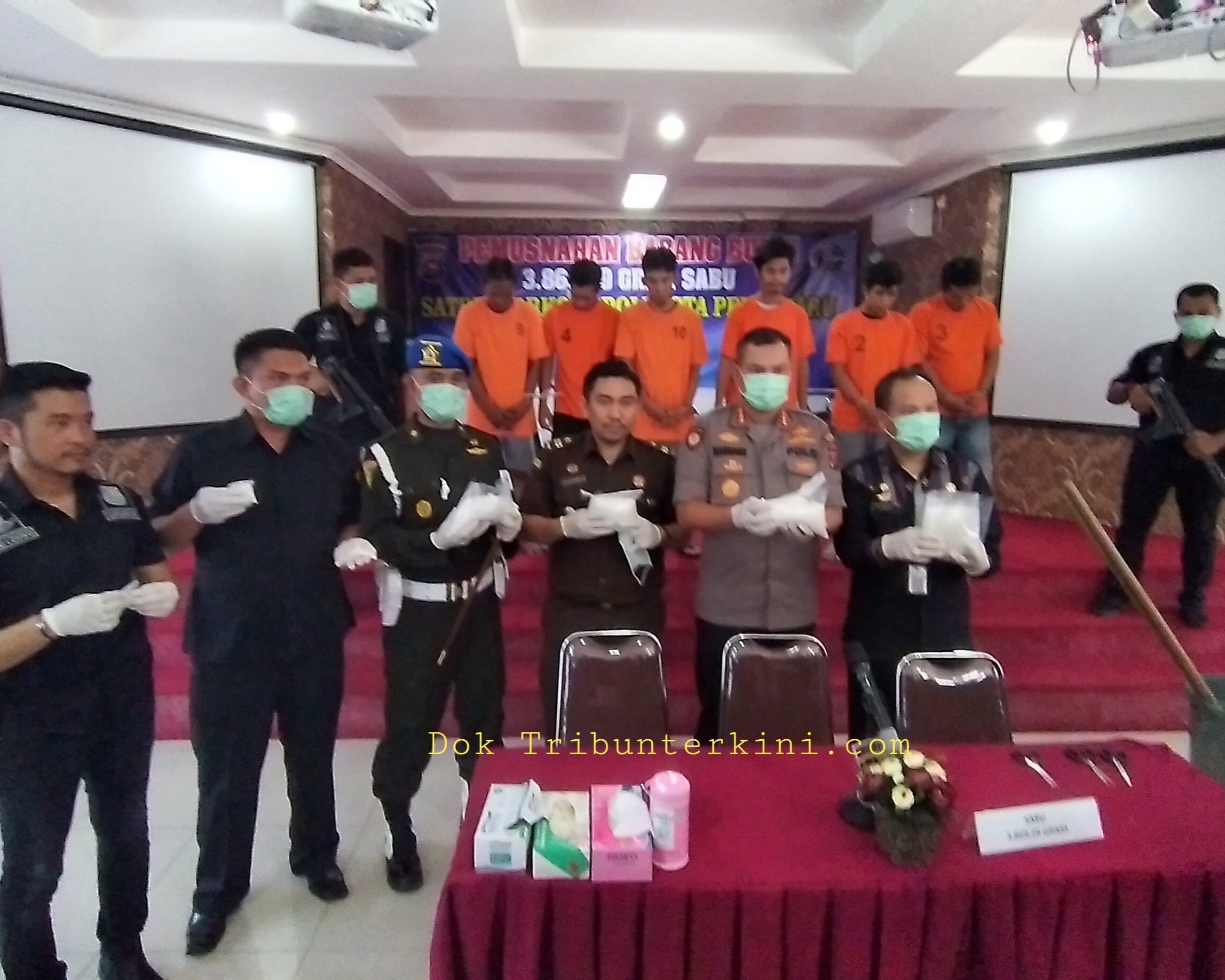Kapolresta Pekanbaru Pimpin Pemusnahan Barang Bukti Narkotika Jenis Sabu Seberat 3,869,29 Gram