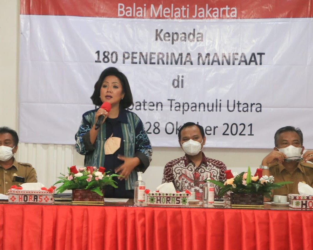 180 Warga Taput Terima Bantuan Dari Balai Melati Kementerian Sosial