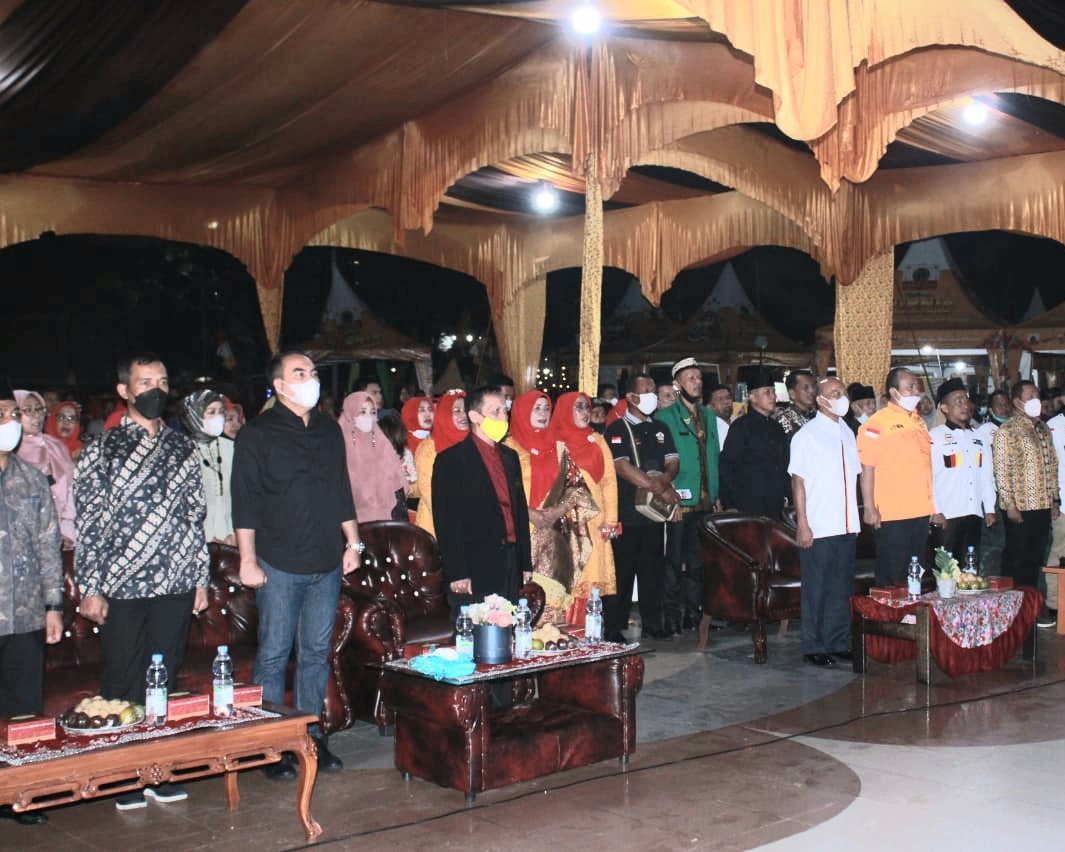 Dandim 0301/PBR Hadiri Acara Pengukuhan Pengurus FKMPI Provinsi Riau dan Kota Pekanbaru Serta Penutupan Festival di Gelanggang Remaja