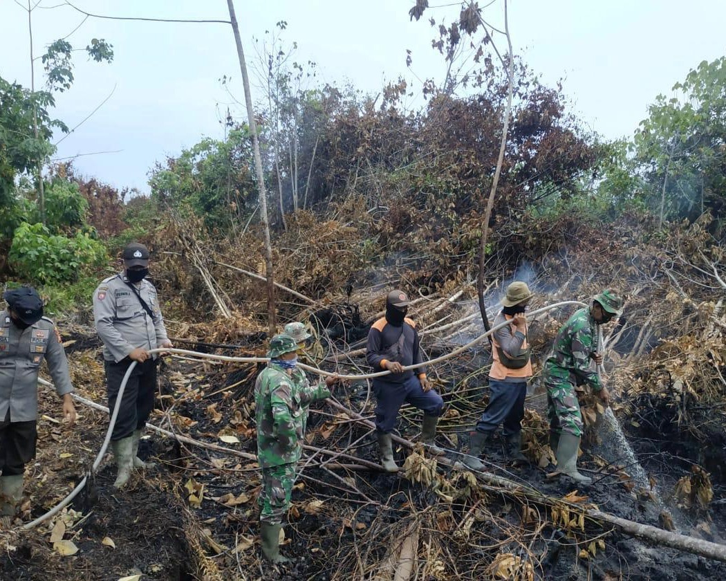Ditengah Upaya Penanganan Penyebaran Covid-19, Polda Riau Tetap Komit Menangani Karhutla