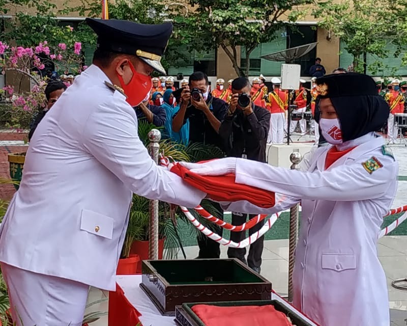 Upacara HUT RI ke-75 Tingkat Kabupaten Kampar Berlangsung Khidmat dengan Menerapkan Protokol Kesehatan