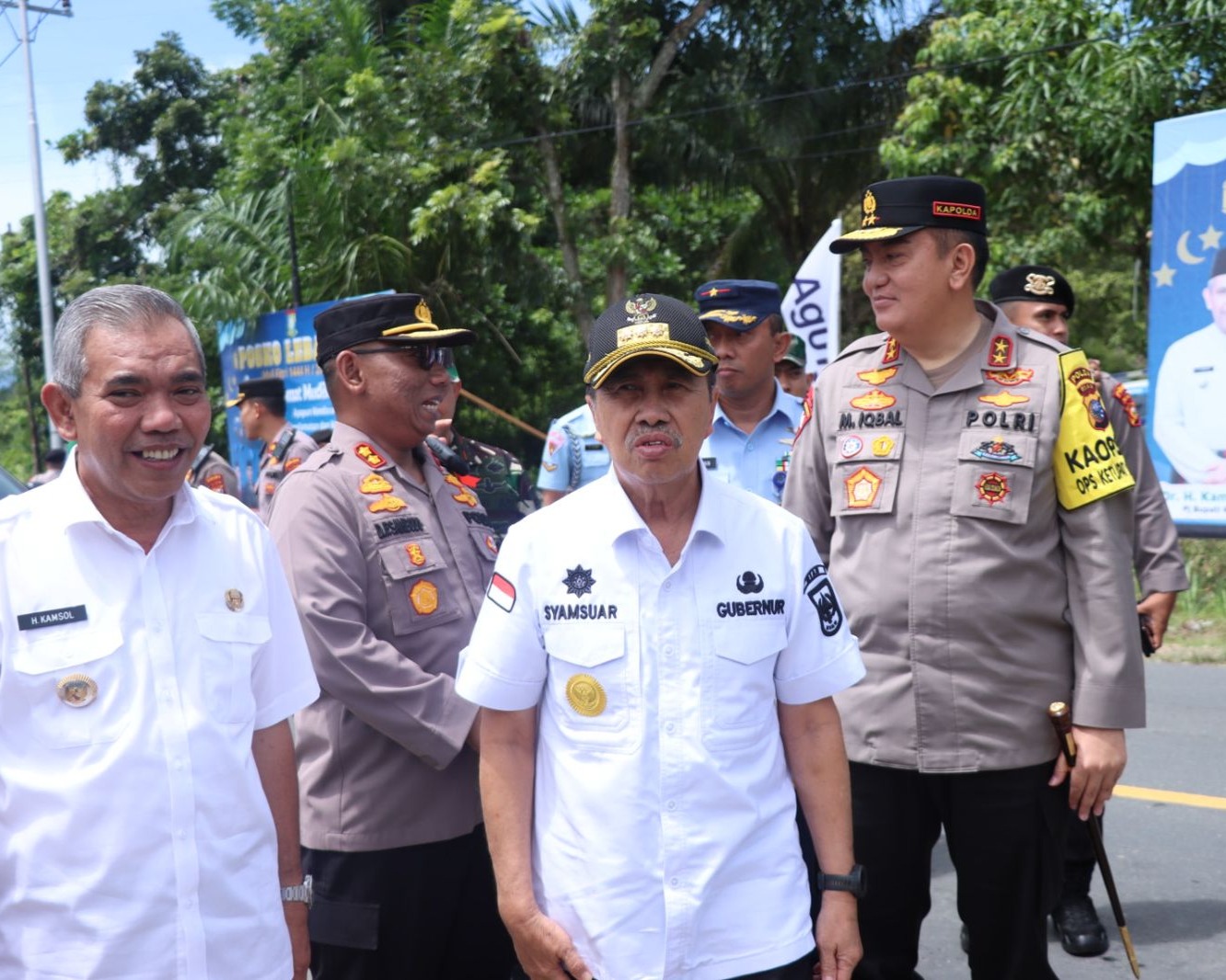 Kapolda Riau Bersama Forkopimda Tinjau Pos Pengamanan Operasi Ketupat Lancang Kuning 2023 Dekat Perbatasan Sumatera Barat
