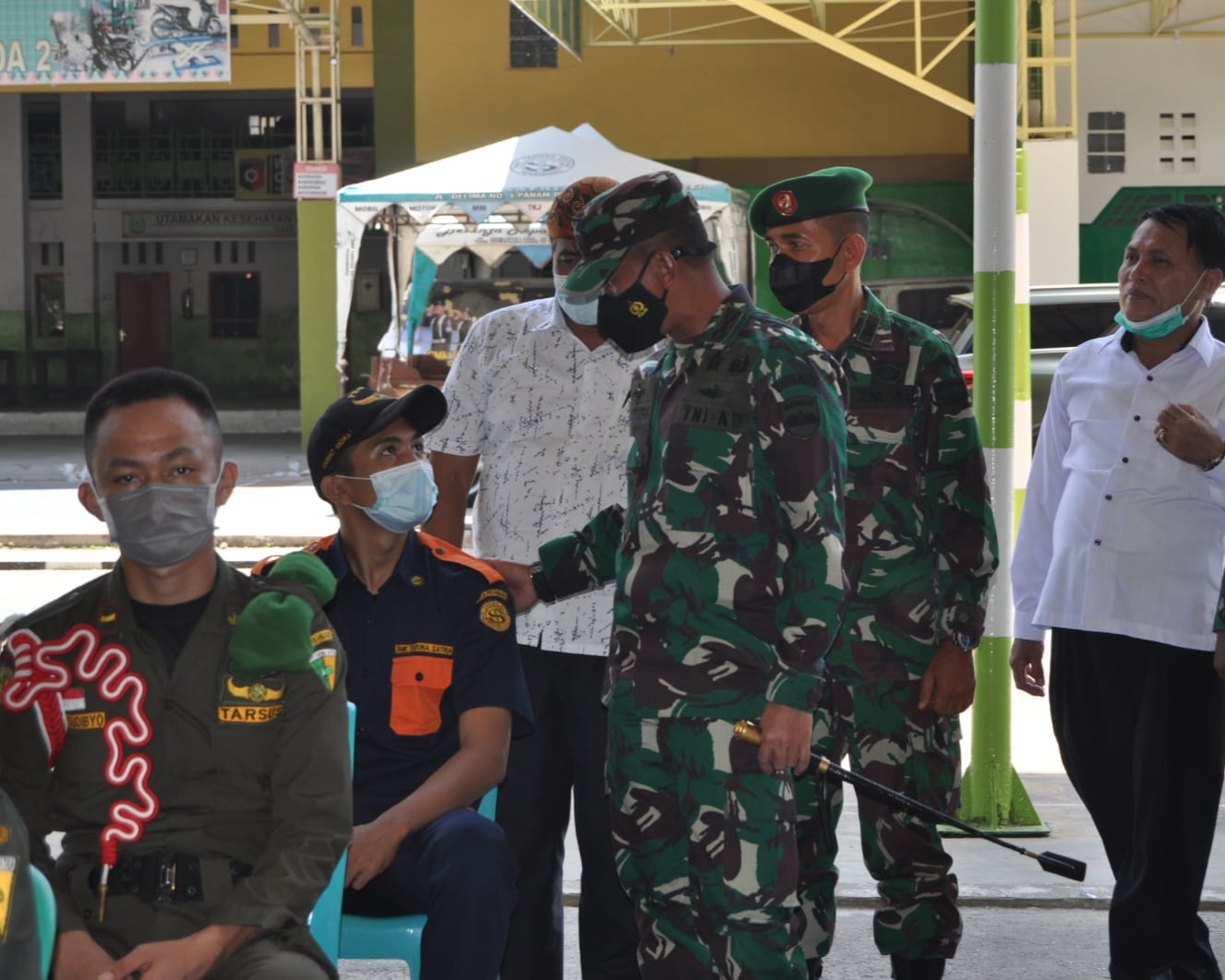 Pastikan Kelancaran Vaksinasi, Dandim 0301/PBR Tinjau Pelaksanaan Vaksinasi di SMK Taruna Satria Pekanbaru