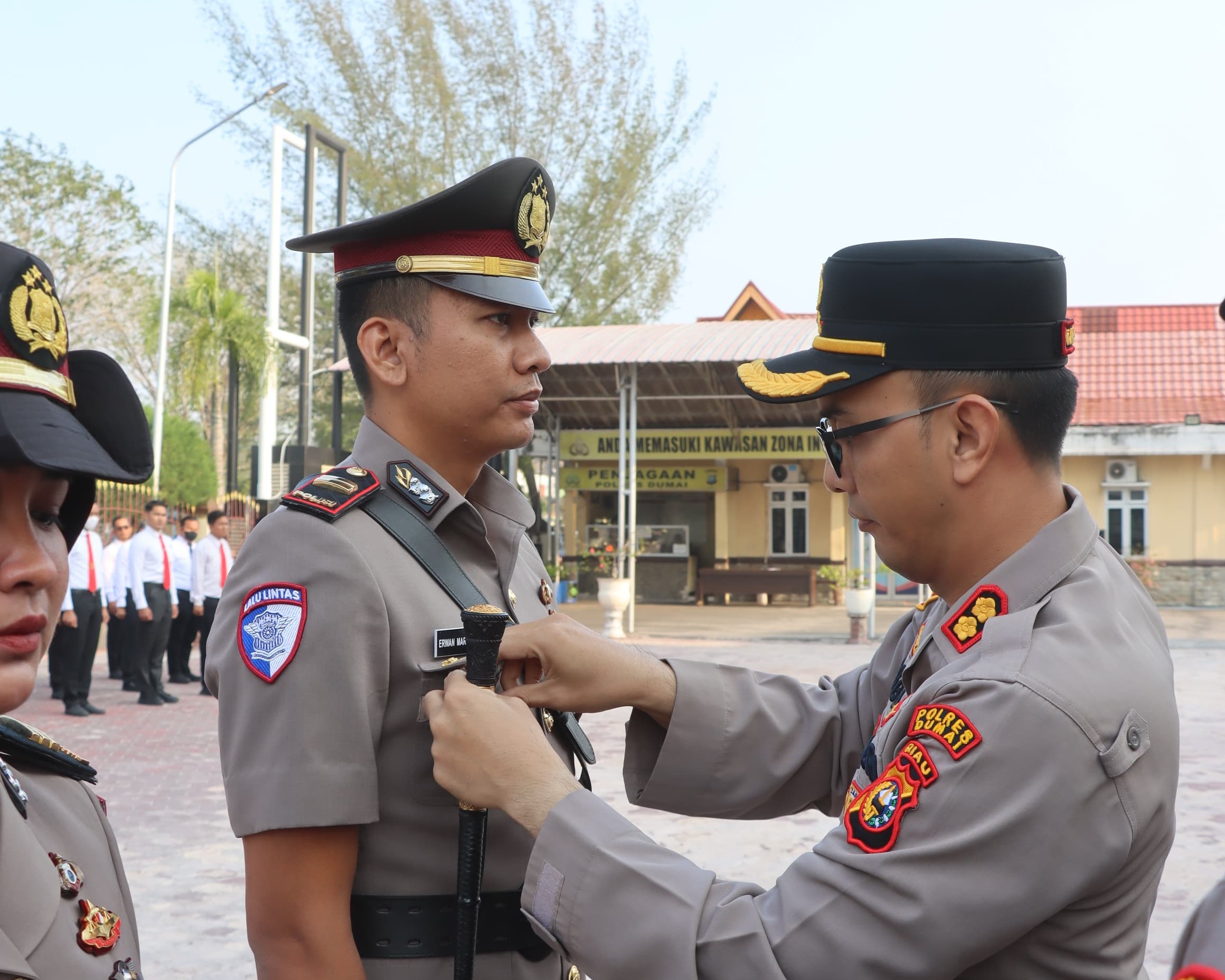 Kapolres Dumai Pimpin Serah Terima Jabatan di Lingkungan Polres Dumai