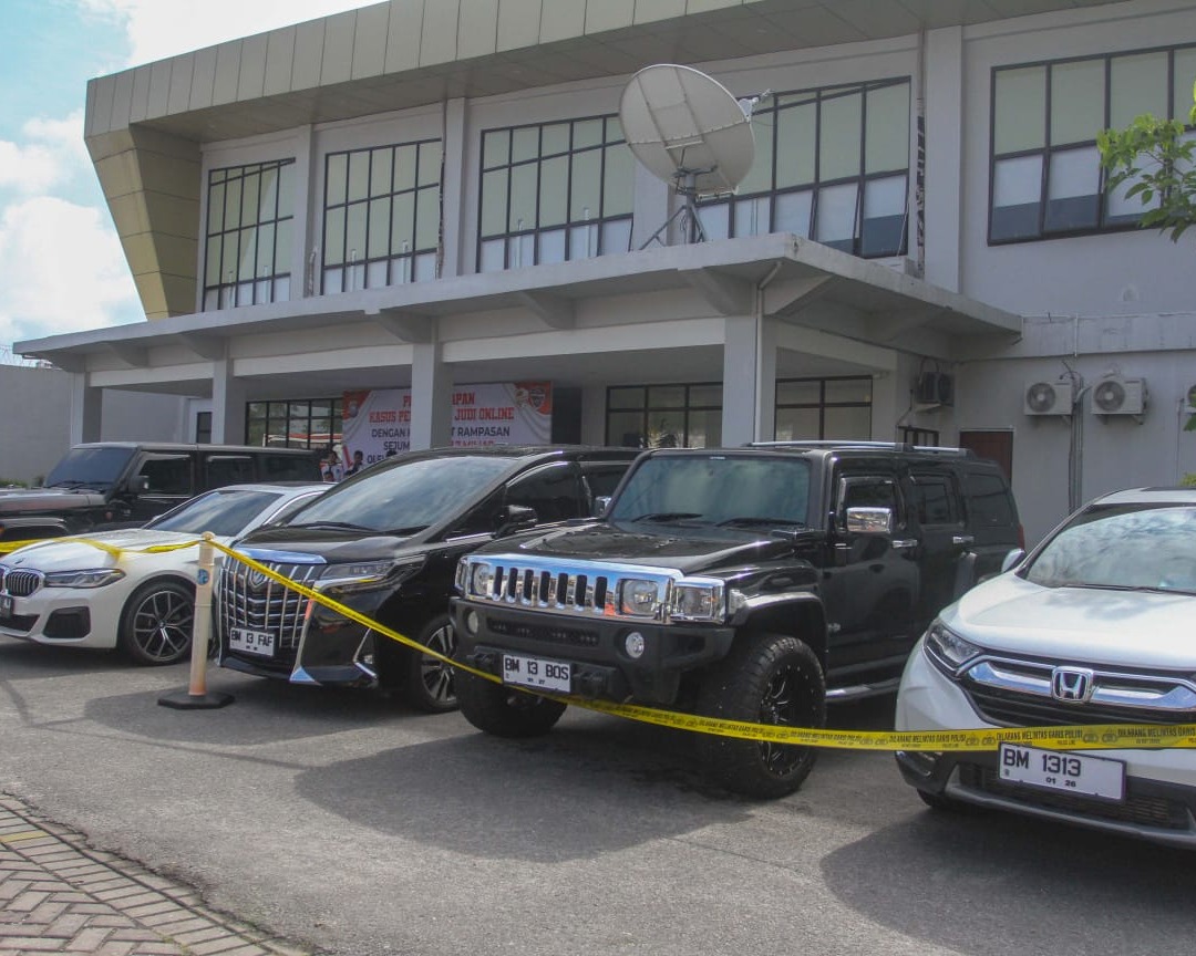 Ditreskrimsus Polda Riau Berhasil Ungkap Kasus Judi Online Dengan Omset Miliaran Rupiah