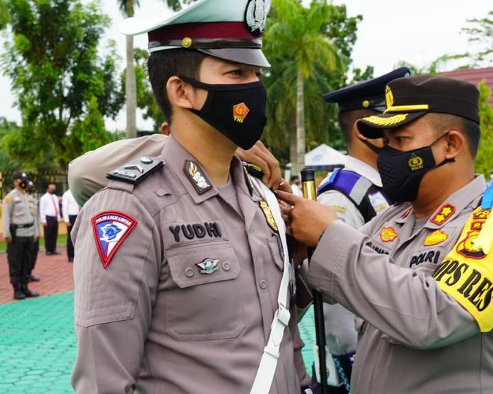 Kapolres Siak Pimpin Apel Gelar Pasukan Dalam Rangka Operasi Keselamatan Lancang Kuning 2021