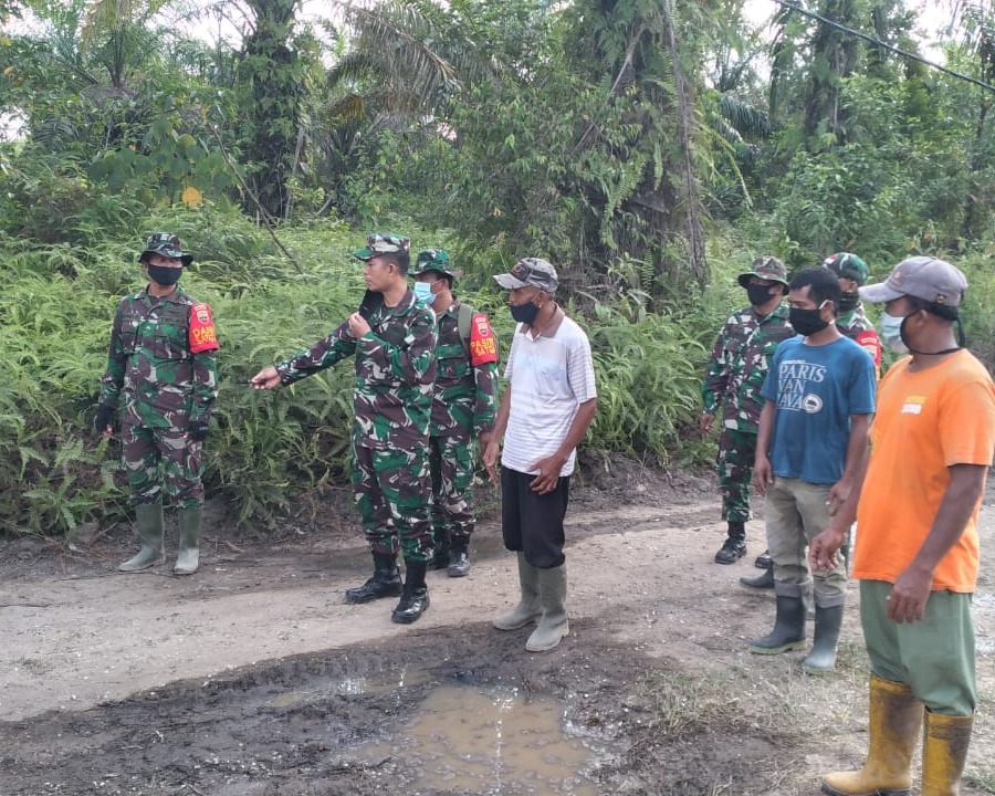 Pasiter Kodim 0301/PBR Menyambut Hangat Kunjungan Kapendam I/BB Di Lokasi TMMD Ke-108