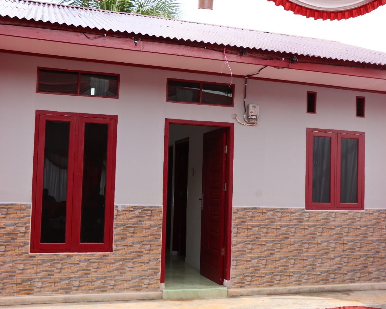 Polres Dumai Resmikan dan Serahkan Kunci Rumah Ke-3 dan Ke-4 Dalam Program Berbagi Bersama Membangun Negeri (BERSERI)