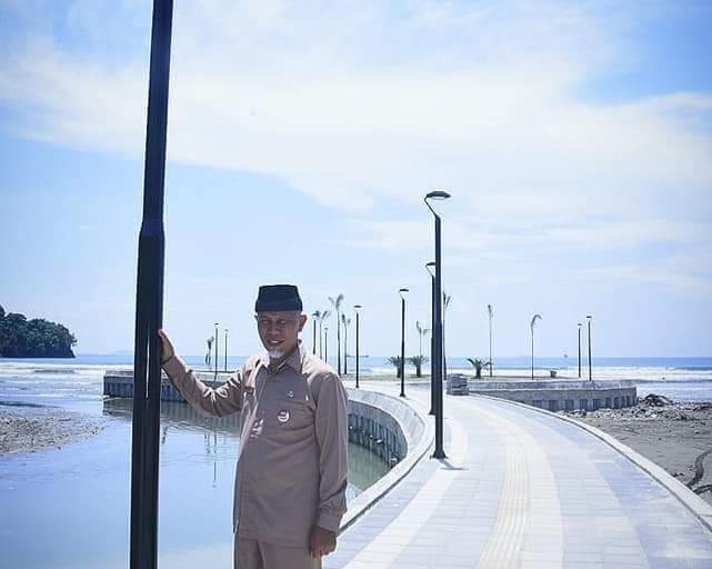 Pantai Aia Manih 